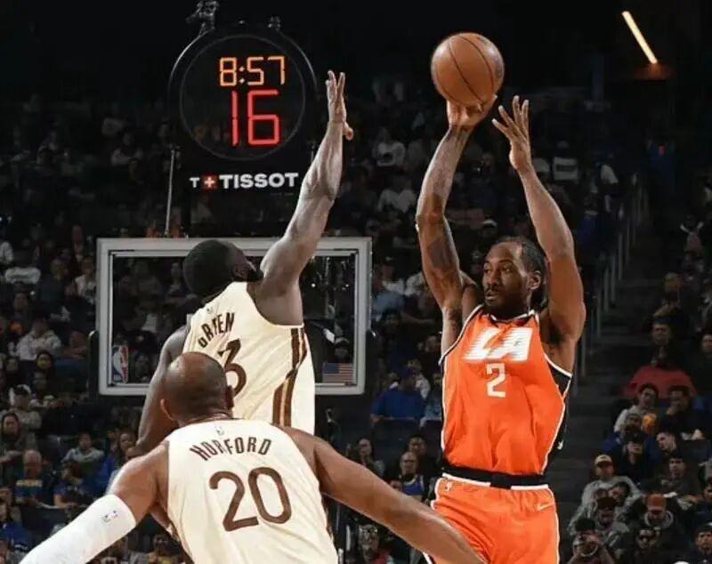 3分钟4失误!哈登替身首秀闹麻了…